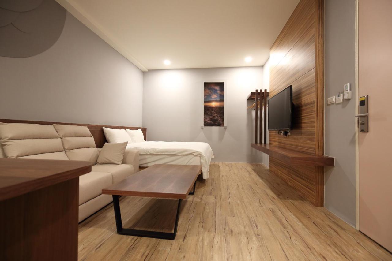 Pin House Apartment Hualien City Exterior photo